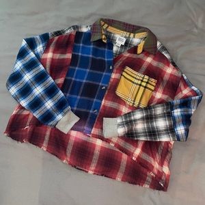 multicolor/pattern cropped flannel